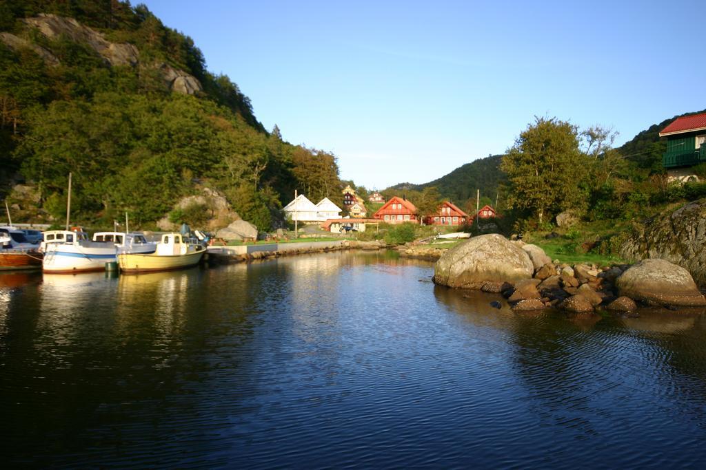 Bjornevag Ferie Hotel Farsund Exterior foto